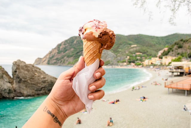 CINQUETERRE CYN LUCERO